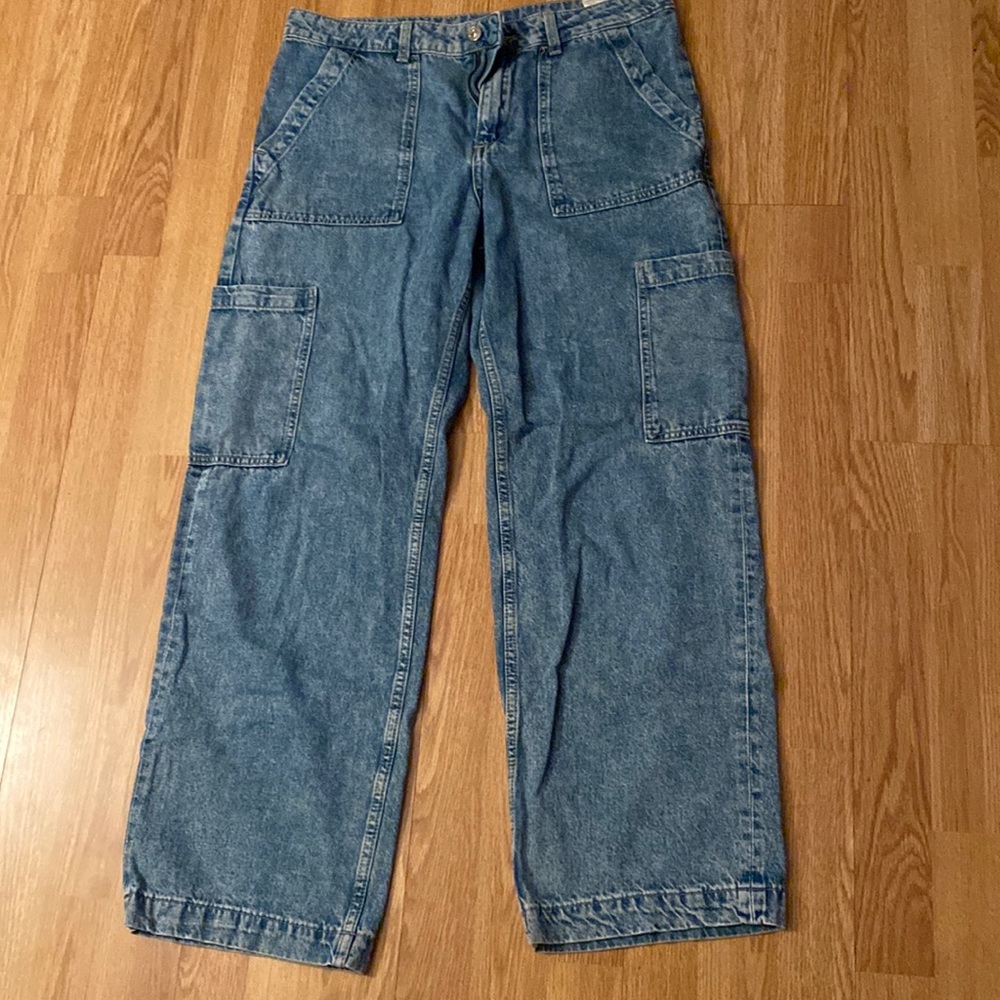 H&M, Straight Low Cargo Jeans, dark blue. Size 8